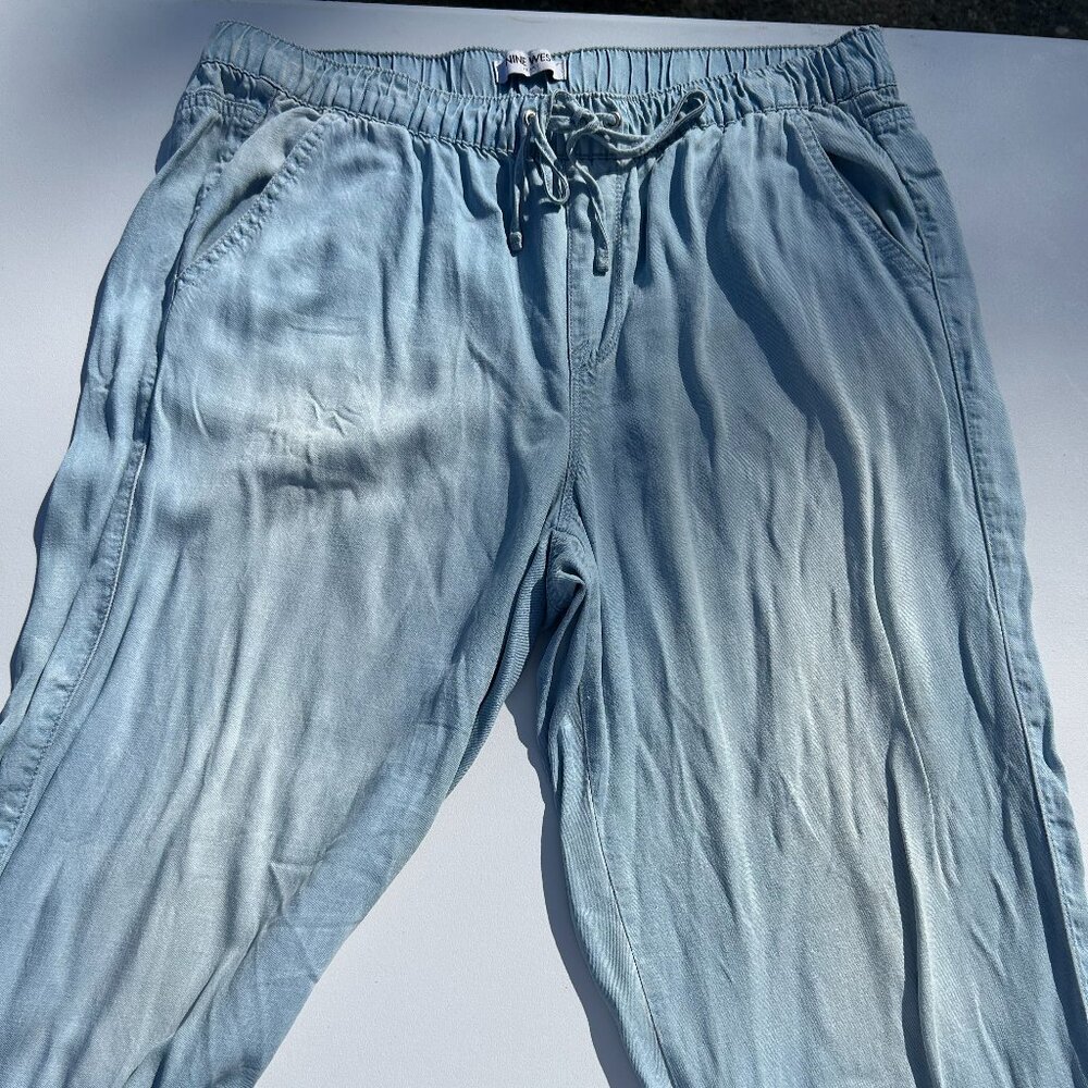 Nine West Light Wash Denim Joggers – Tie Waist, Size Large